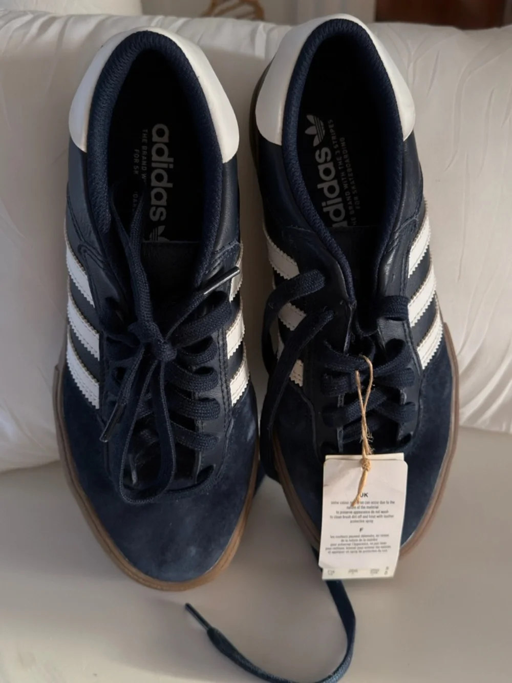 Brand new Adidas Matchbreak sneakers 👟🔥
Never worn, comes with original tags. - Picture 2 of 8